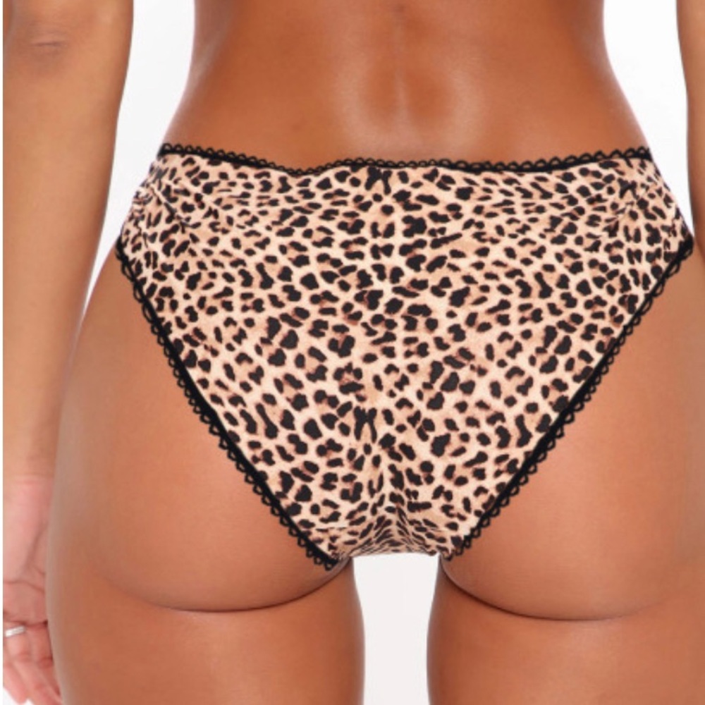 2 for $15 Party Host Appreciation🌈 Boutique Free People Panty & more - Picture 3 of 5